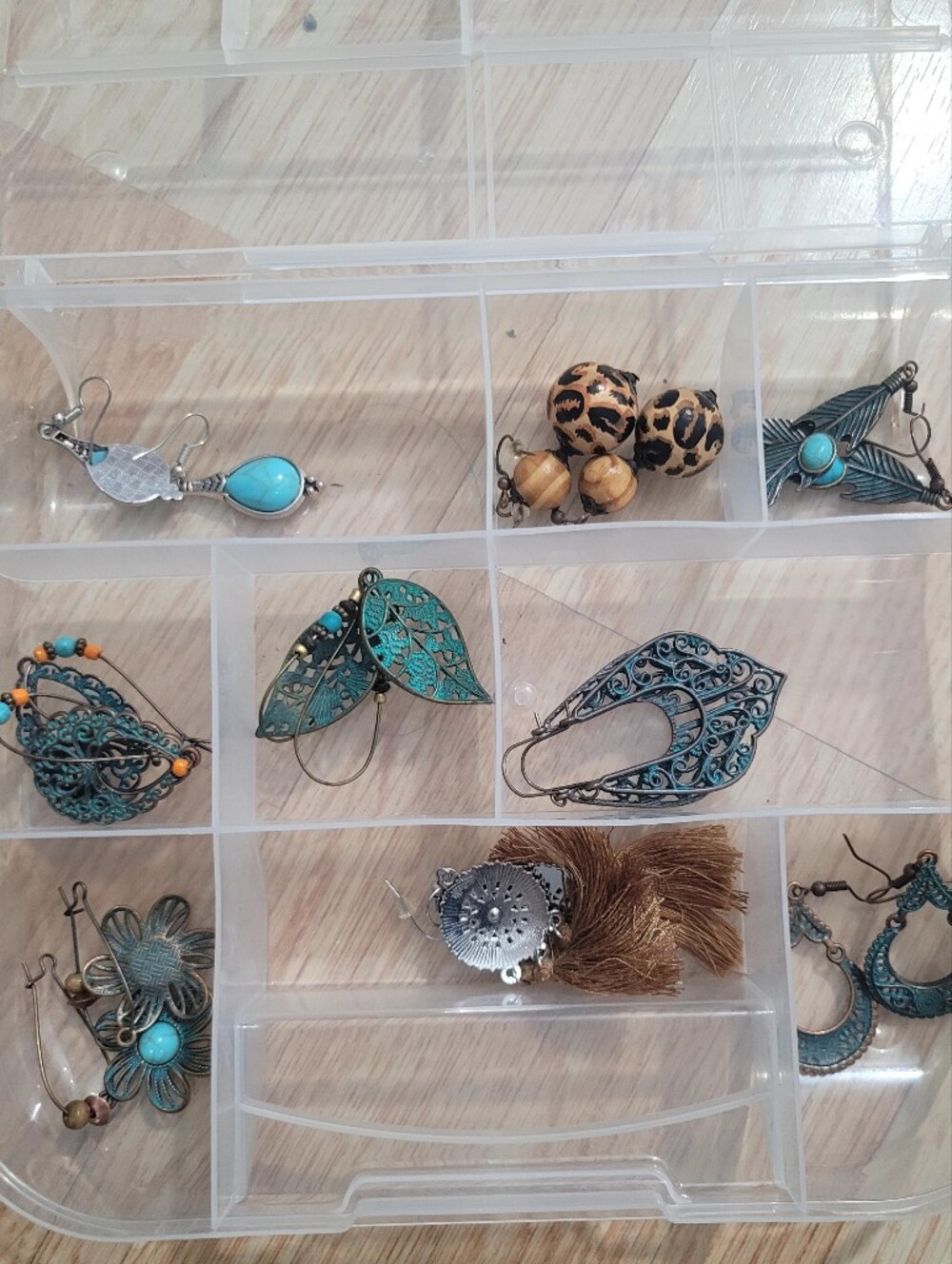 New Western Lot of 9 Prs Of Post Dangle Earrings with Case